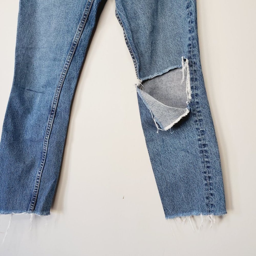 Grlfrnd Jeans Karolina Mom High Rise Distressed Rigid Denim Blue 26 - Picture 4 of 14